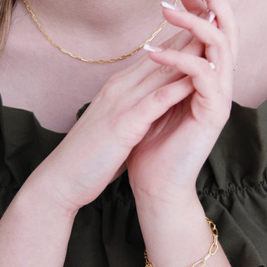 Paper Clip Bracelet in Yellow Gold Plating